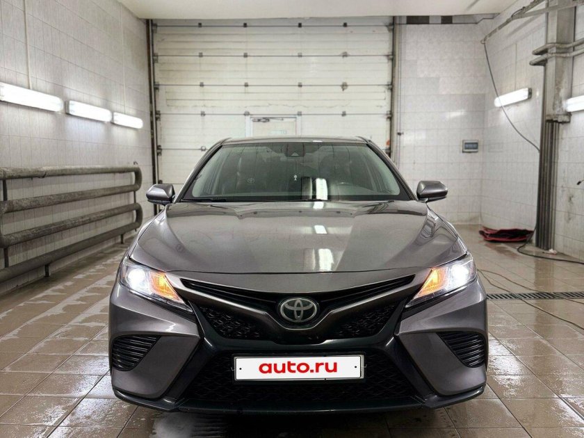 Toyota camry viii xv 70