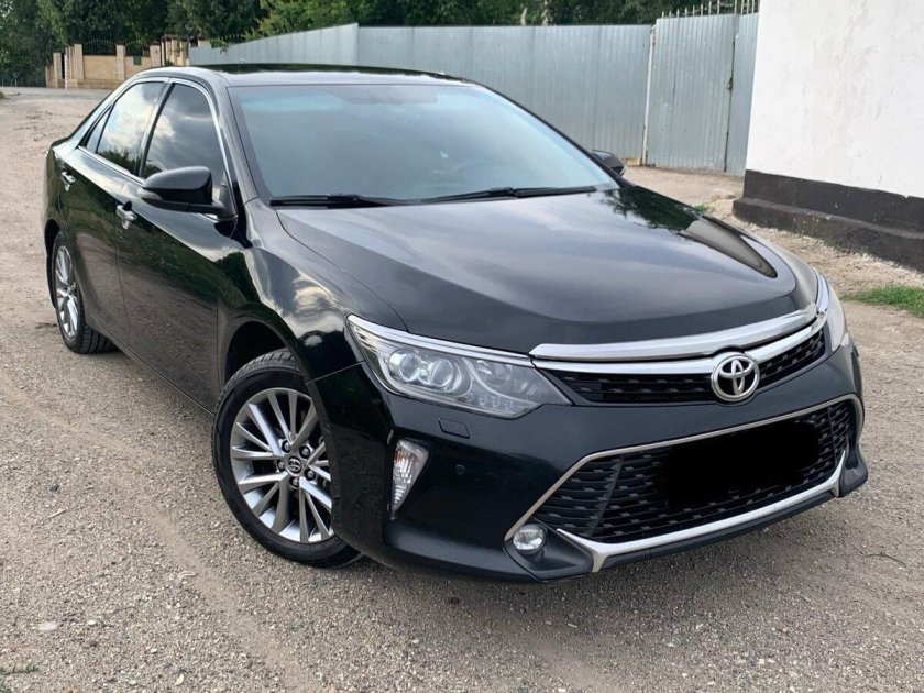 Toyota Camry 50 2017