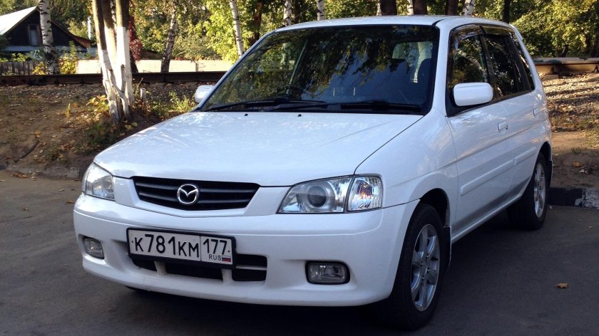 Мазда Демио 1 поколение