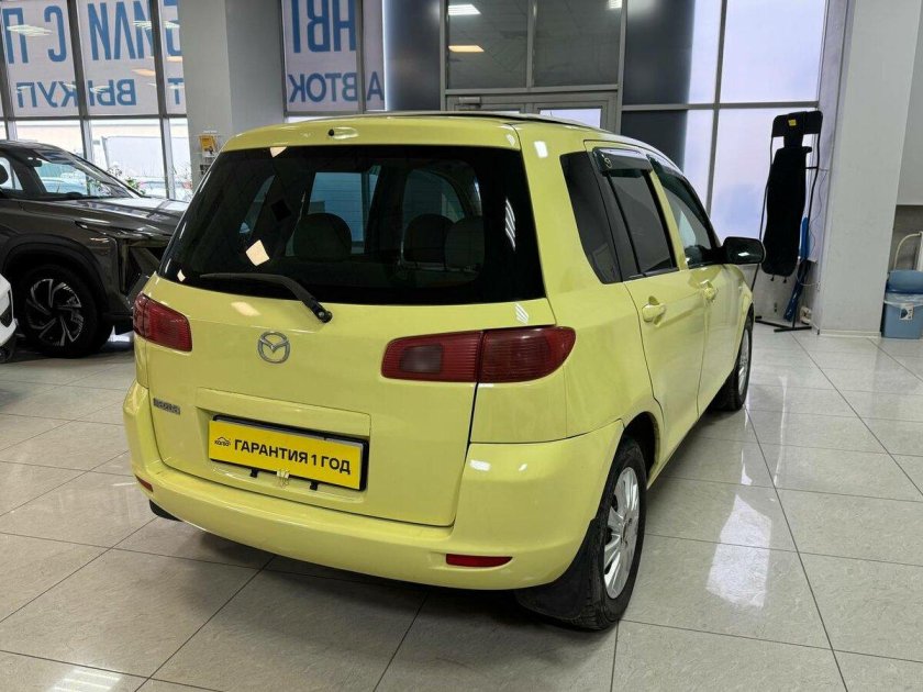 Мазда демио 2002