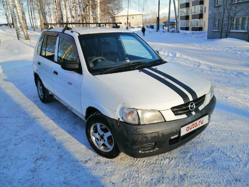 Мазда Демио 2001