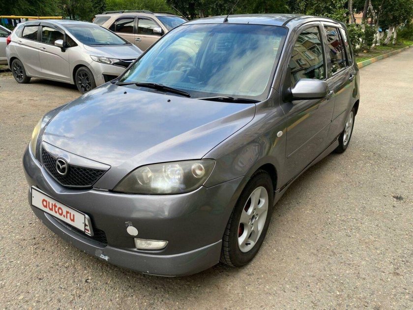 Мазда Демио 2005