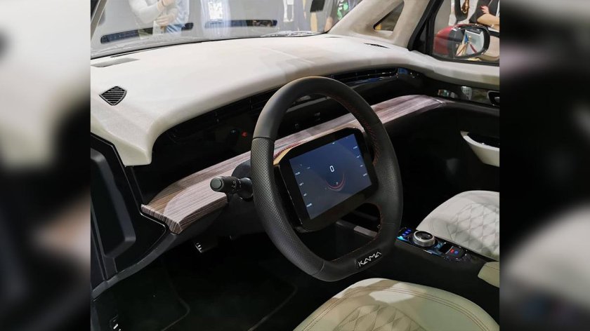 Китайский электрокар byton