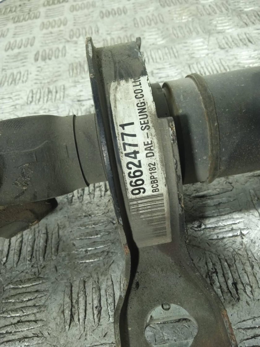 Шевроле Каптива карданный вал