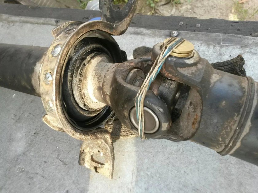 Подвесной подшипник карданного вала