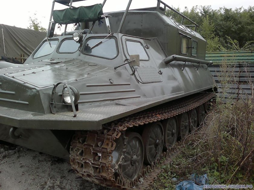 • Гусеничный тягач (ГАЗ -47, ГТТ)