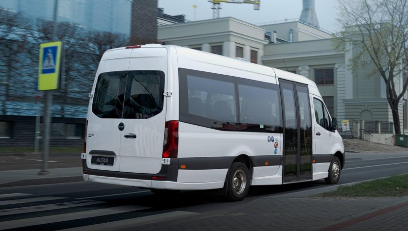 Микроавтобус мерседес бенц 19 мест