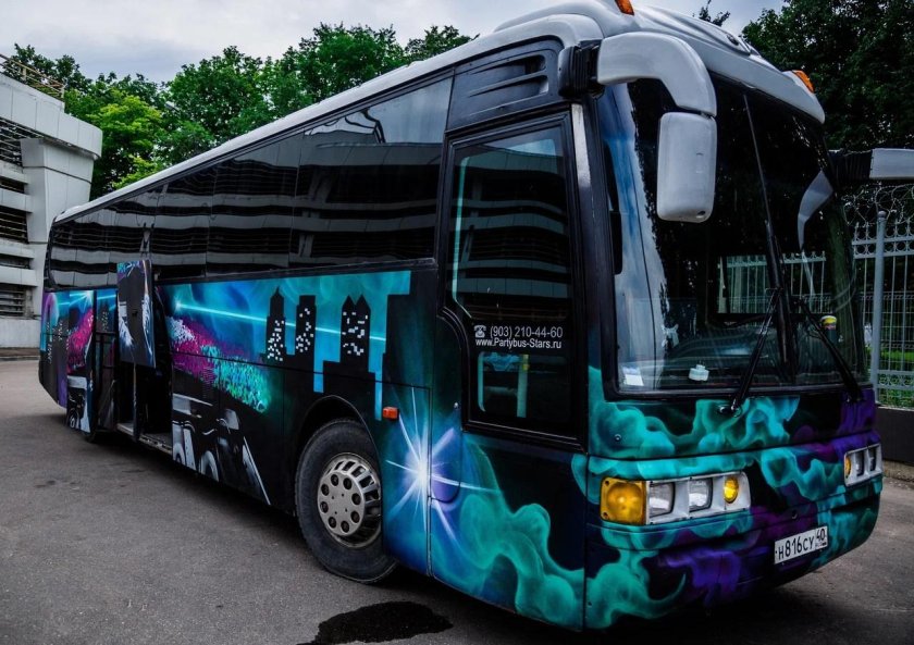 Пати бас лимузин