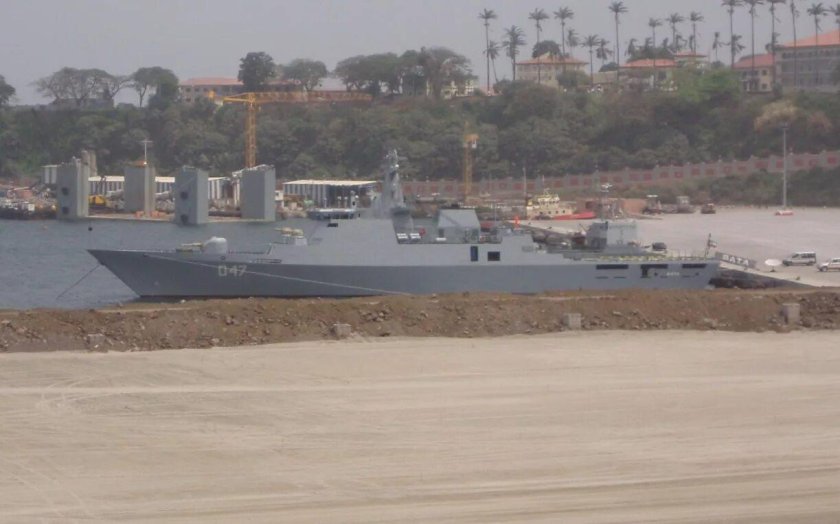 Десантный корабль экваториальной Гвинеи