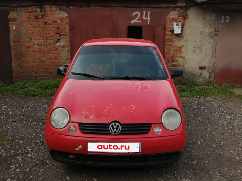 Фольксваген лупо красный
