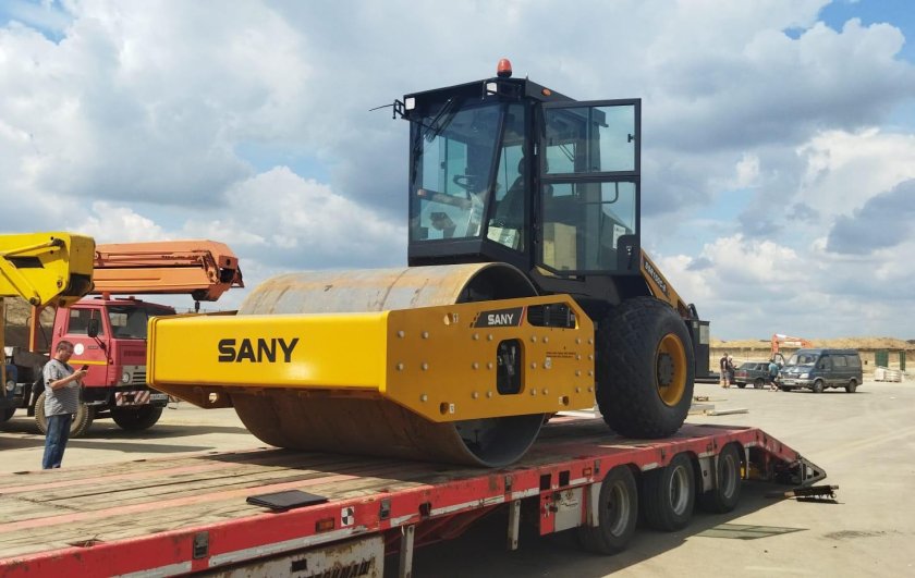 Каток грунтовой