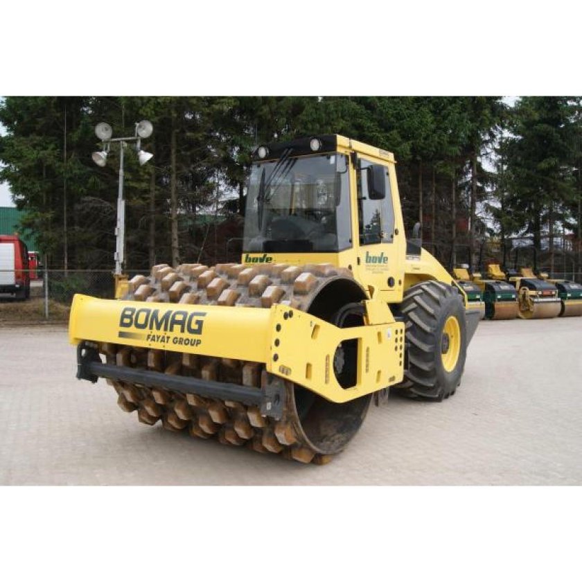 Bomag bw 213