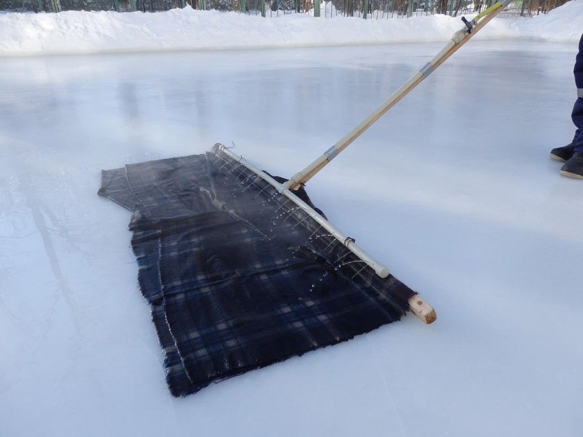 Швабра для заливки льда