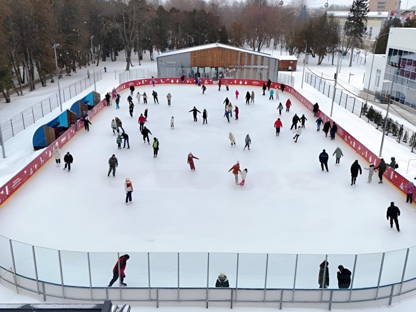 Открытый каток