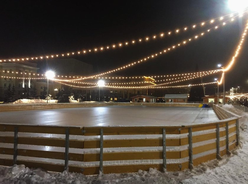 Каток калуга правый берег