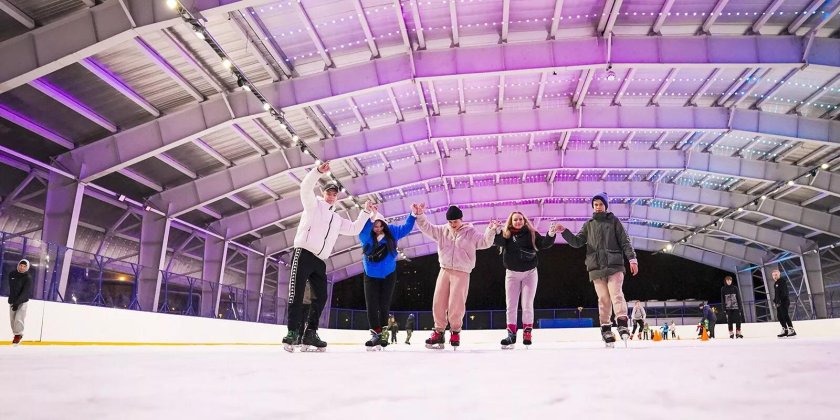 Закрытый каток