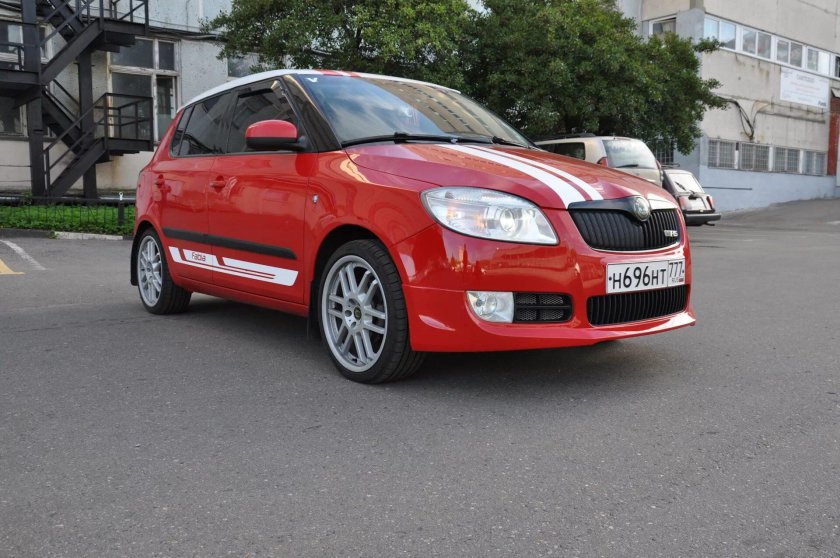 Шкода Фабия 2008