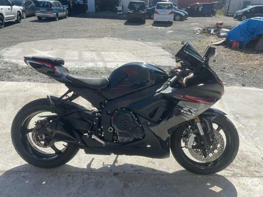 Suzuki gsxr 600 черный