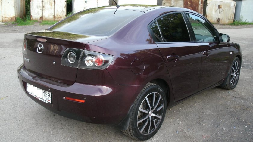 Мазда 3 2008 Вишневая