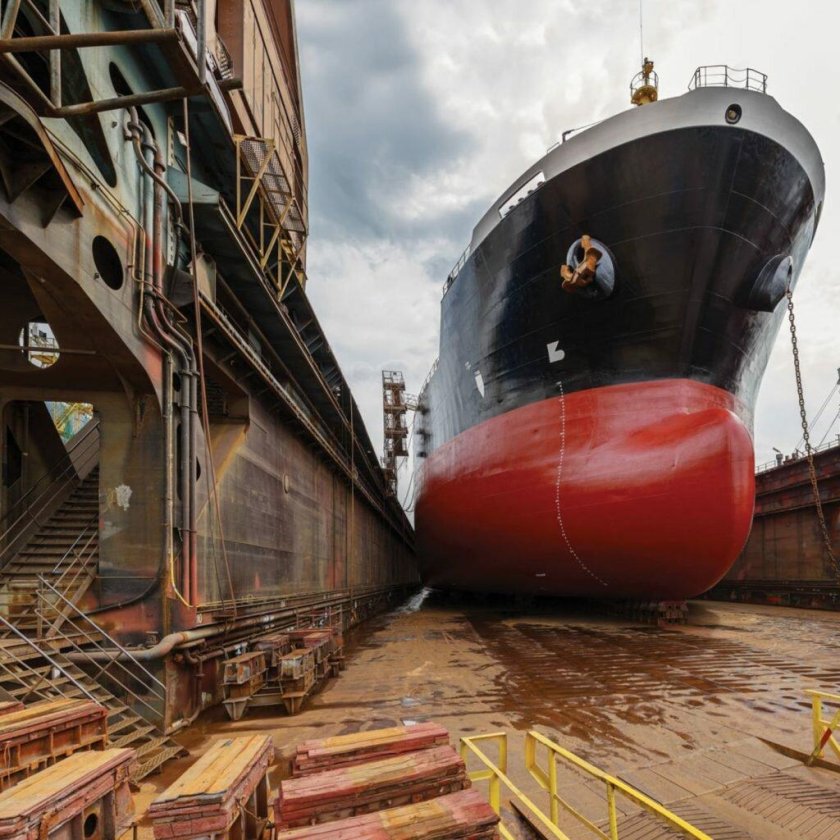 Судостроительный завод в Гданьске
