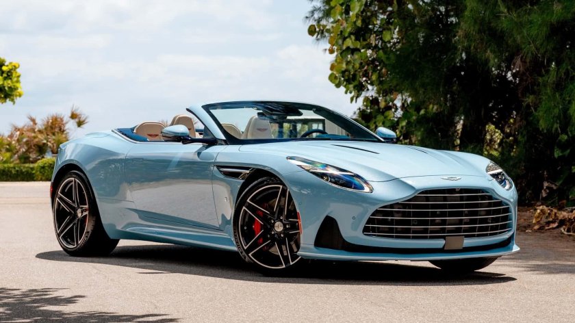 Aston martin db 12 volante