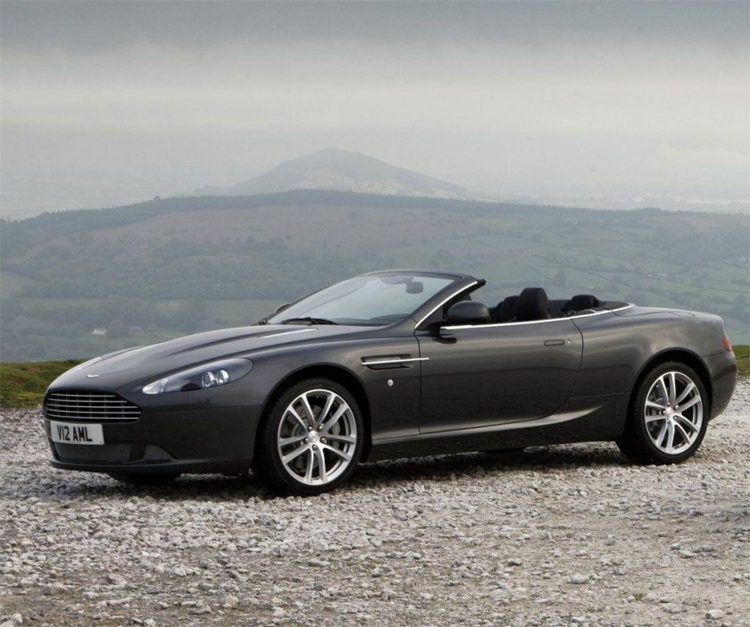 Aston Martin db9 2010