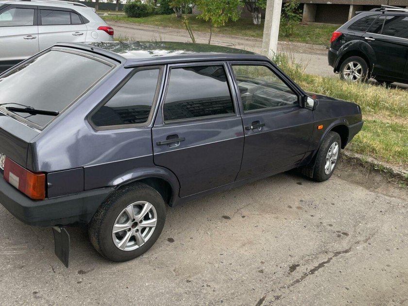 ВАЗ 2109 2002 года инжектор