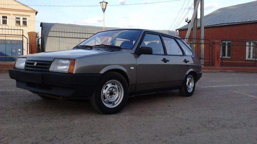 ВАЗ 2109 цвет Папирус