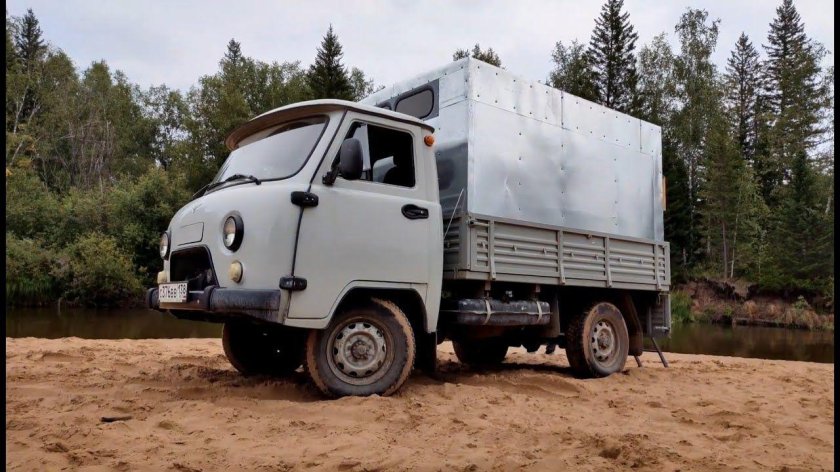УАЗ 3303 автодом