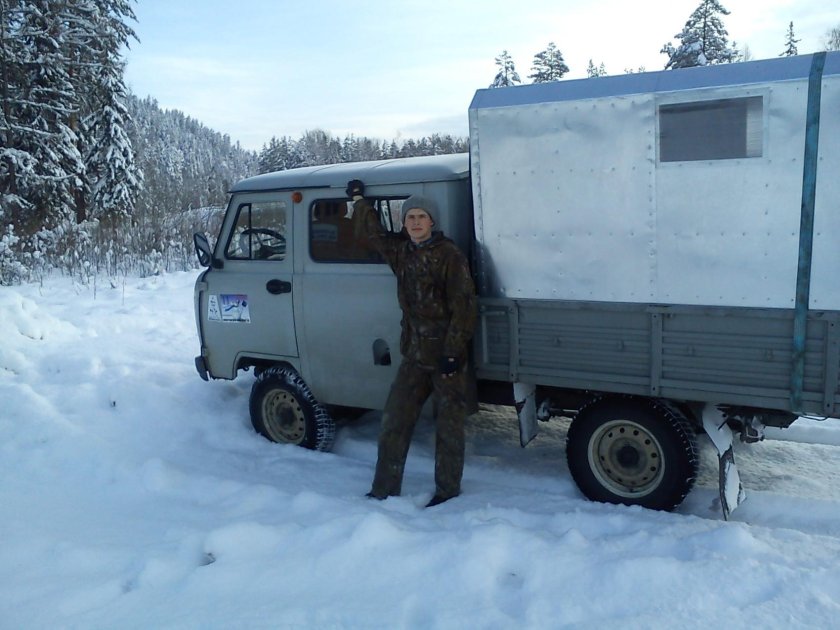 УАЗ фермер с будкой