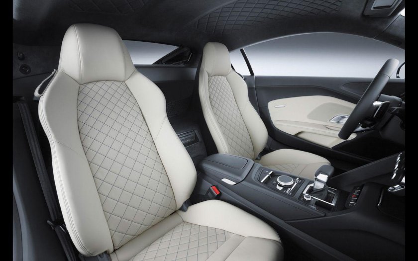 Ауди r8 салон