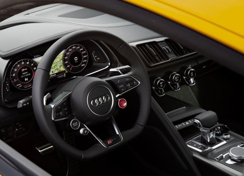 Ауди р8 салон