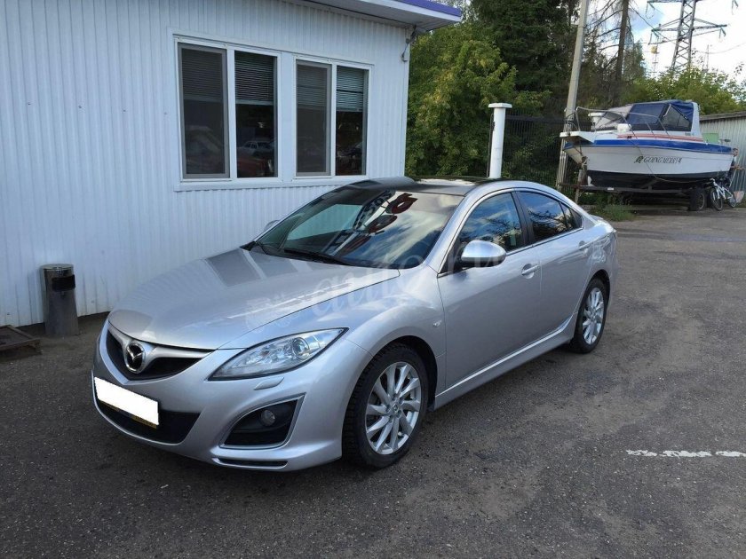 Mazda 6 GH серебристая