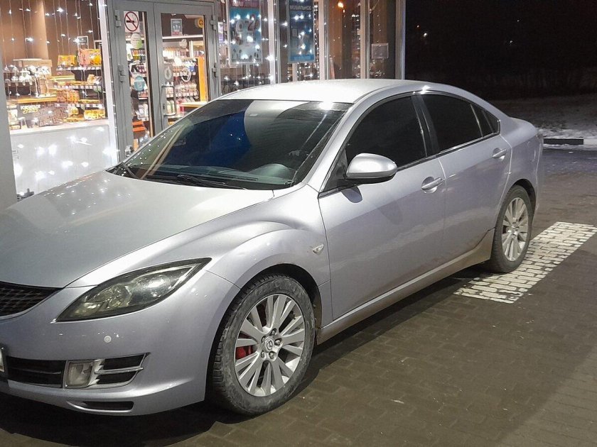 Мазда 6 серебристая