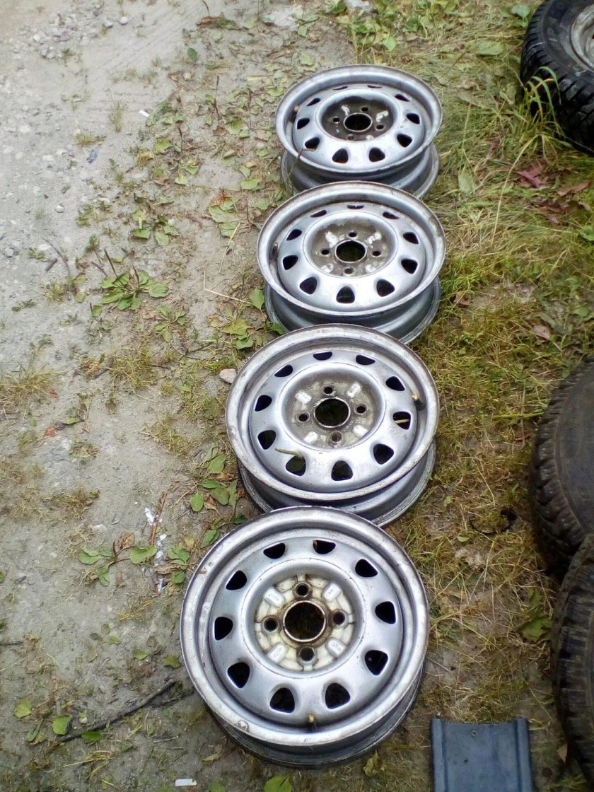 Шкода Фелиция на дисках