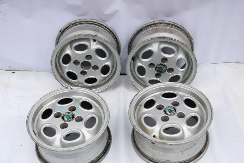 Диски Шкода Фелиция r13