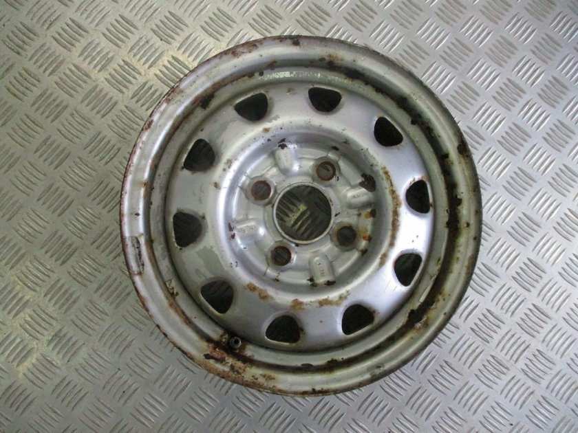Диск колесный штампованный