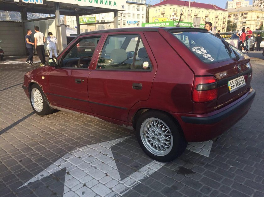 Шкода Фелиция 1.6