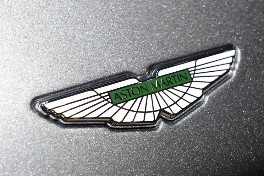 Астон Мартин эмблема