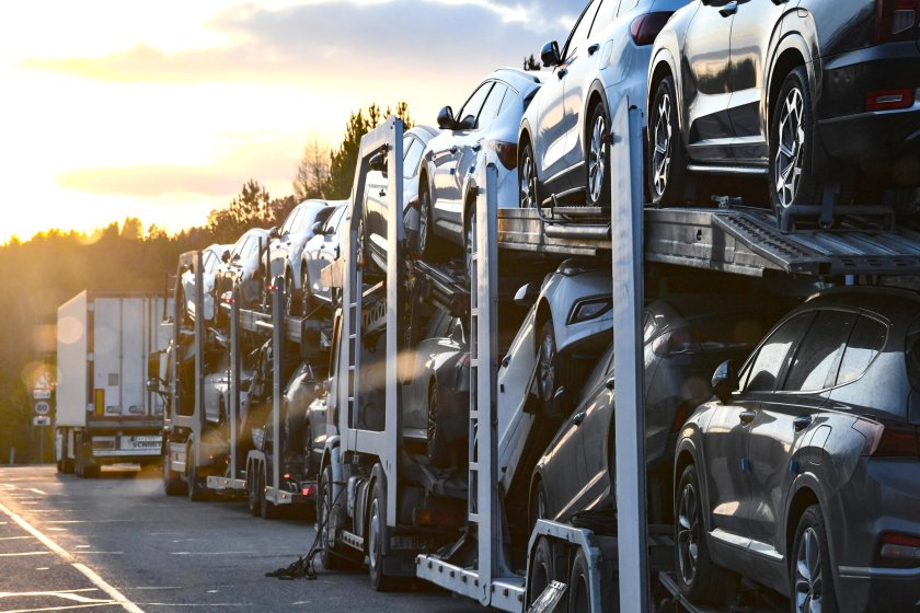 Поставка машин