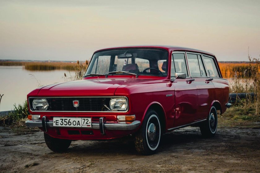 Москвич ИЖ 2137