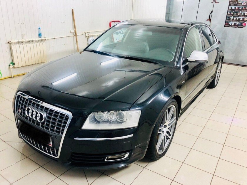 Audi s 8 d 3