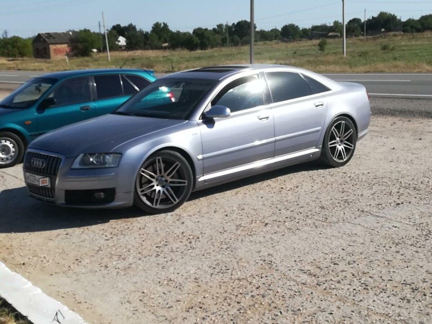 Ауди а8 2005