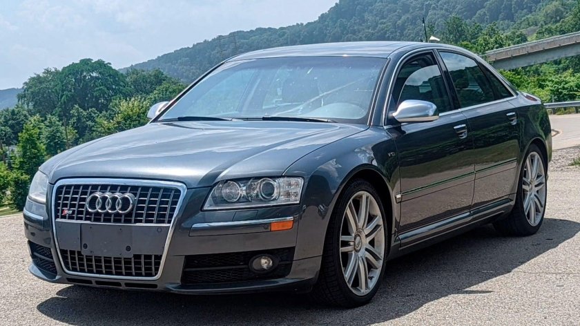 Audi s8 2007