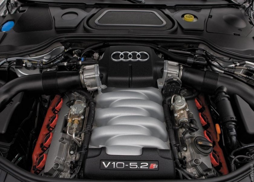 Ауди s8 v12