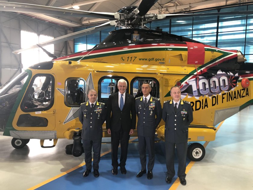 Вертолет AGUSTAWESTLAND aw139