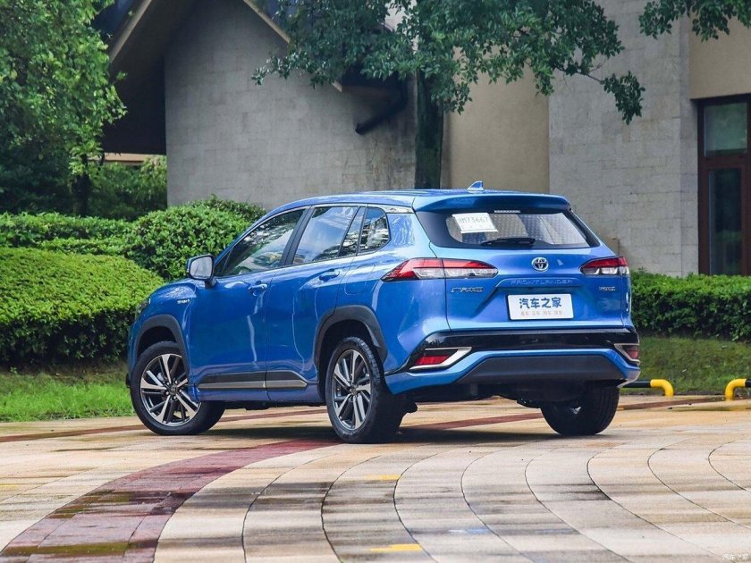 Внедорожник toyota