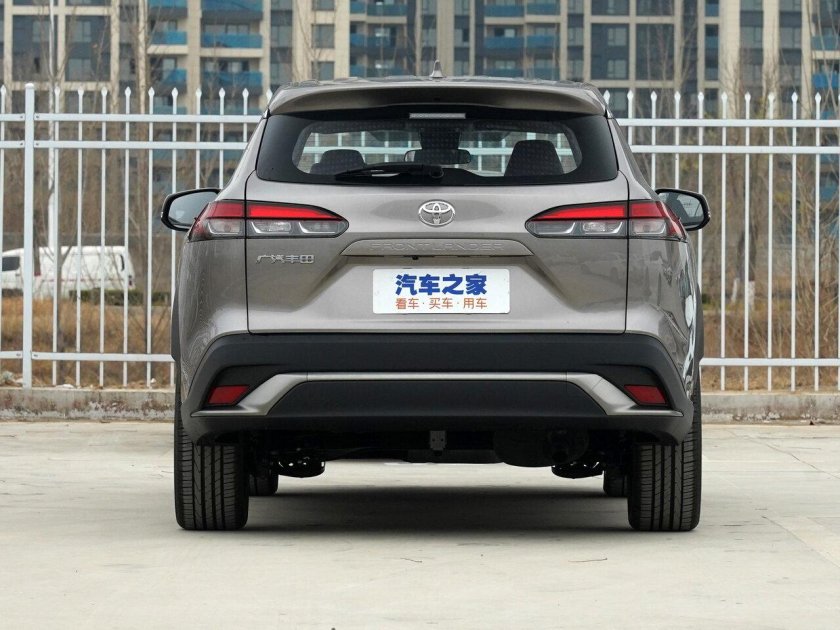 Toyota Frontlander 2023