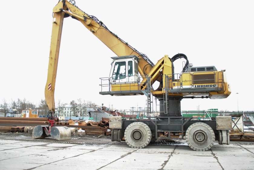 Перегружатель металлолома