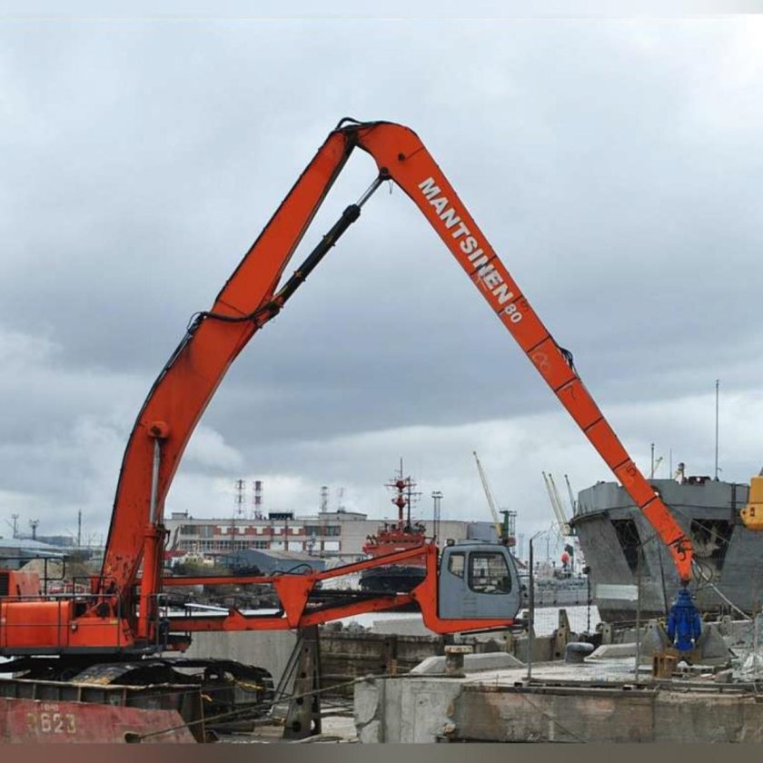 Экскаватор телескопический с грейфером 225 хитачи